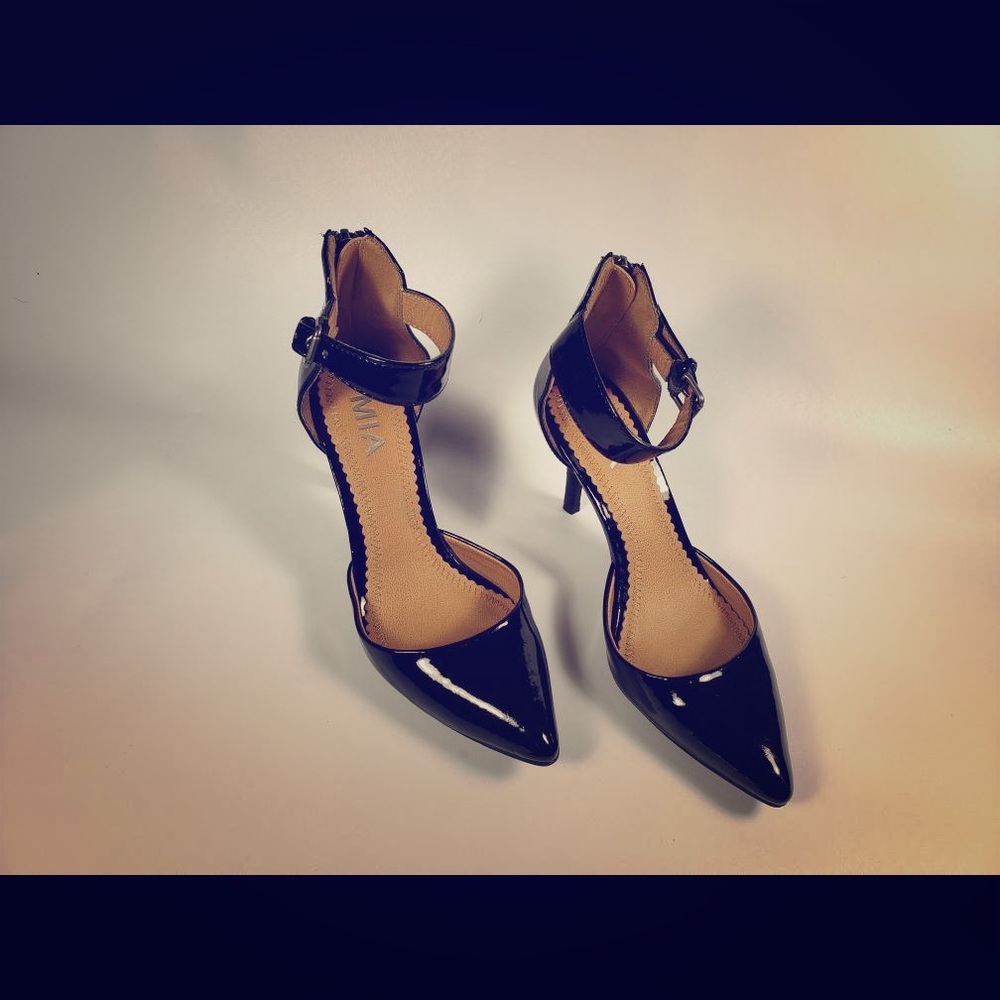 Gorgeous women’s patent leather heels.